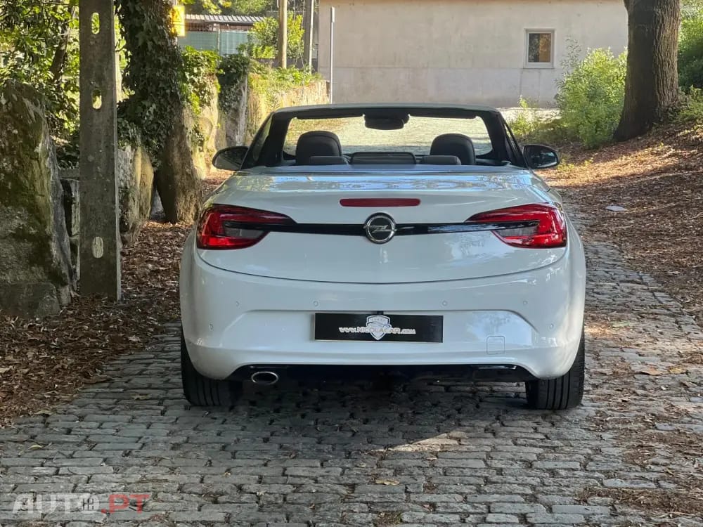 Opel Cascada 2.0 D (CDTi ecoFLEX) S&S Edition
