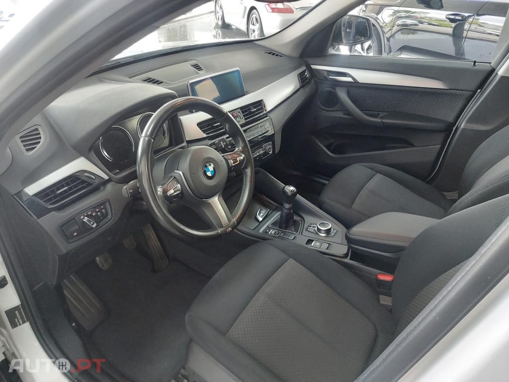 BMW X1 18 i sDrive Advantage