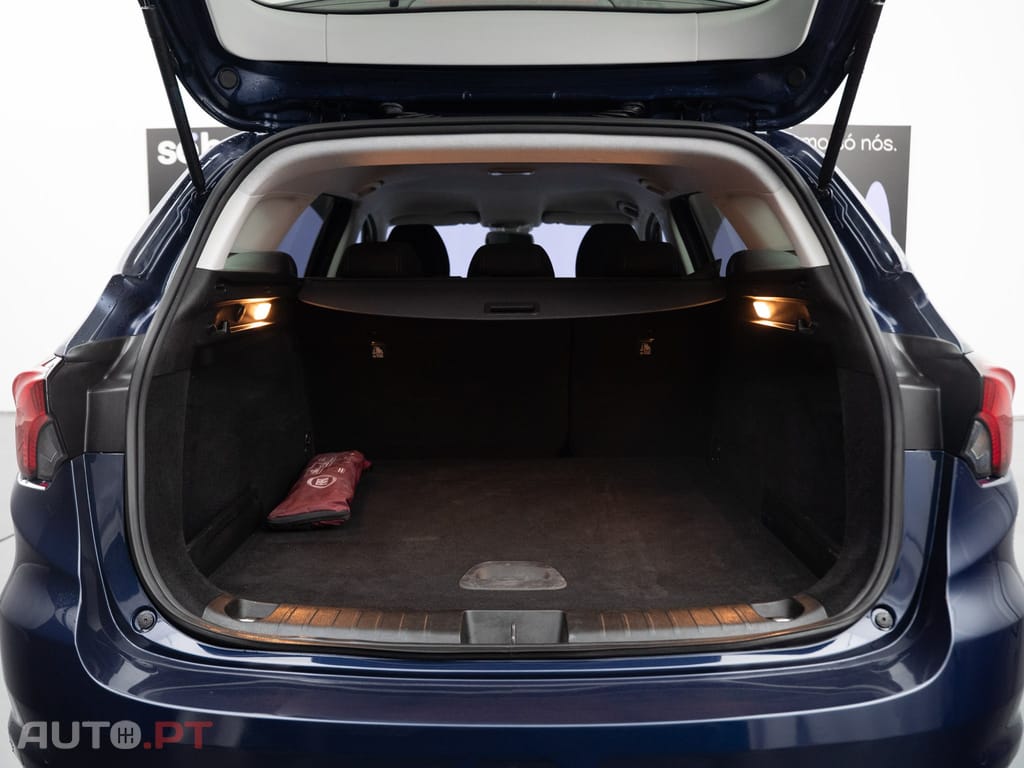 Fiat Tipo 1.3 M-Jet Mirror