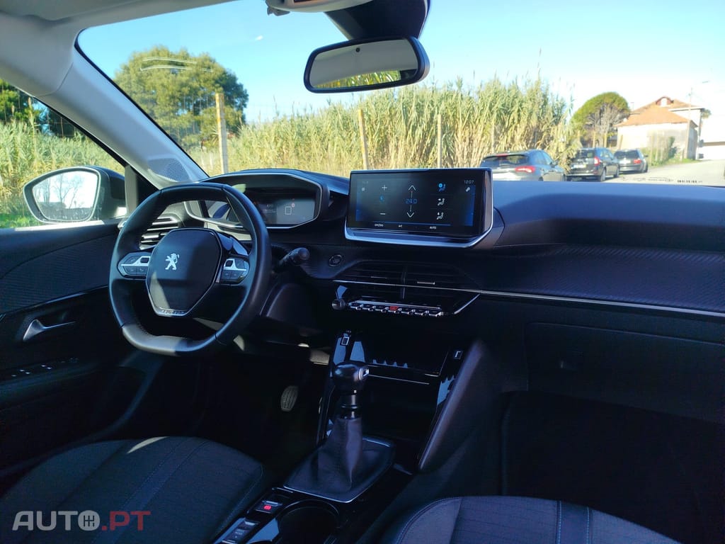 Peugeot 208 1.2 PureTech Allure Pack