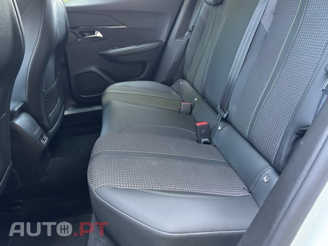 Peugeot 2008 PureTech 130 Stop&Start GT-Line Edition
