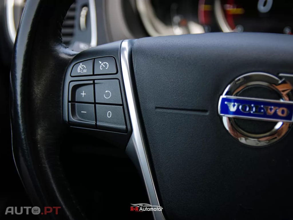 Volvo V40 1.6 D2 Volvo Ocean Race — fotografia 13