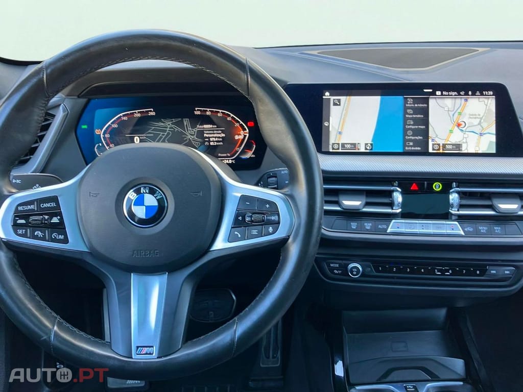 BMW 118 i Pack Desportivo M Auto