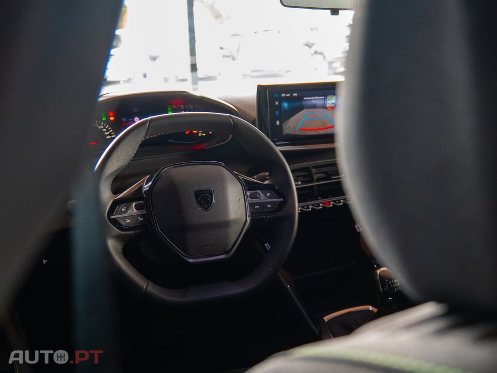 Peugeot 2008 1.2 PureTech Active Pack