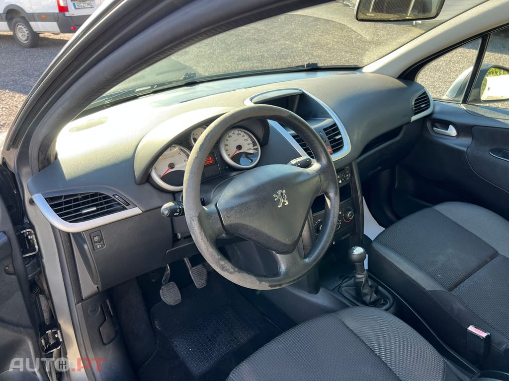 Peugeot 207 1.4 16V Active