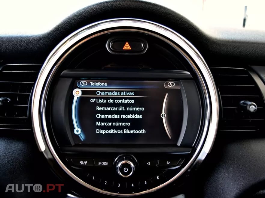 MINI Cooper Cooper D Auto