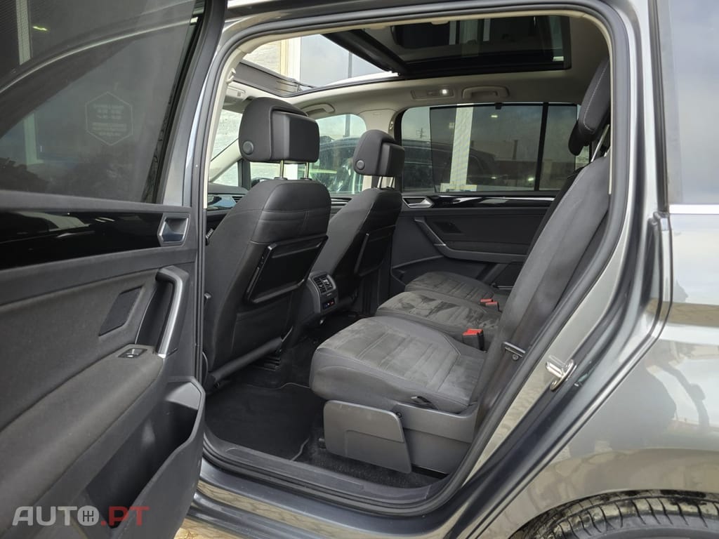 Volkswagen Touran 1.6 TDI Blue.Hig.DSG 5L