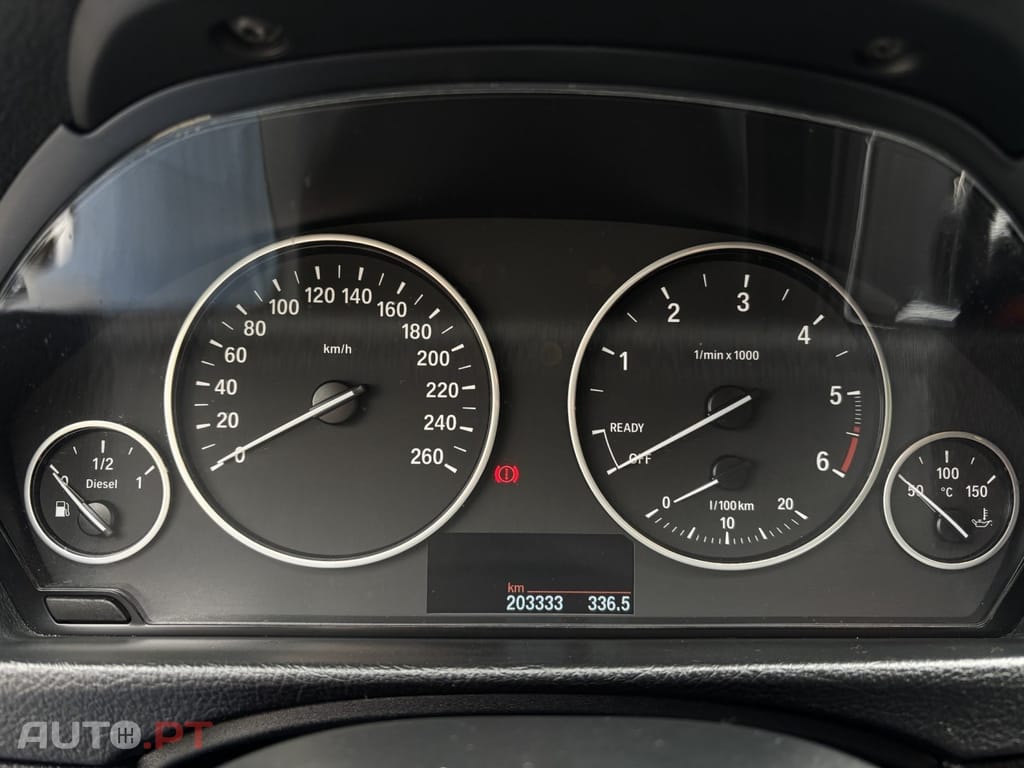 BMW 318 Look M3 — fotografia 19
