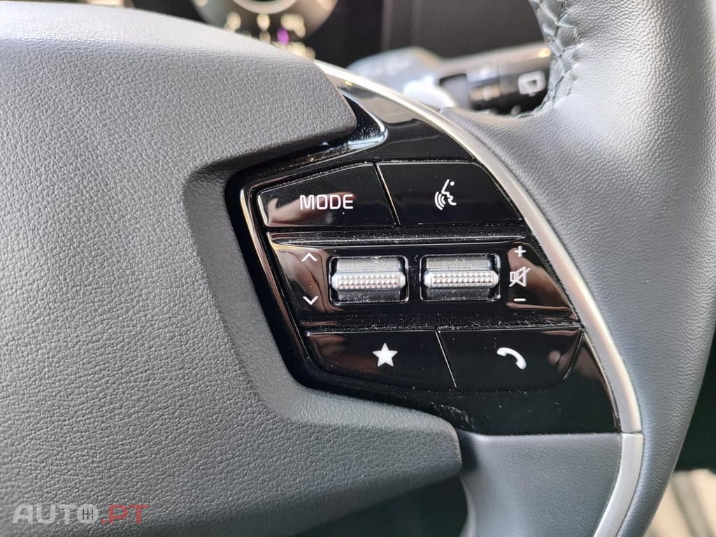 Kia Niro EV 64 kWh I.V.A DEDUTÍVEL 
