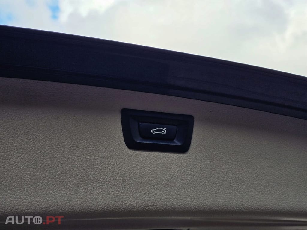 BMW 318 d Touring Auto Line Modern