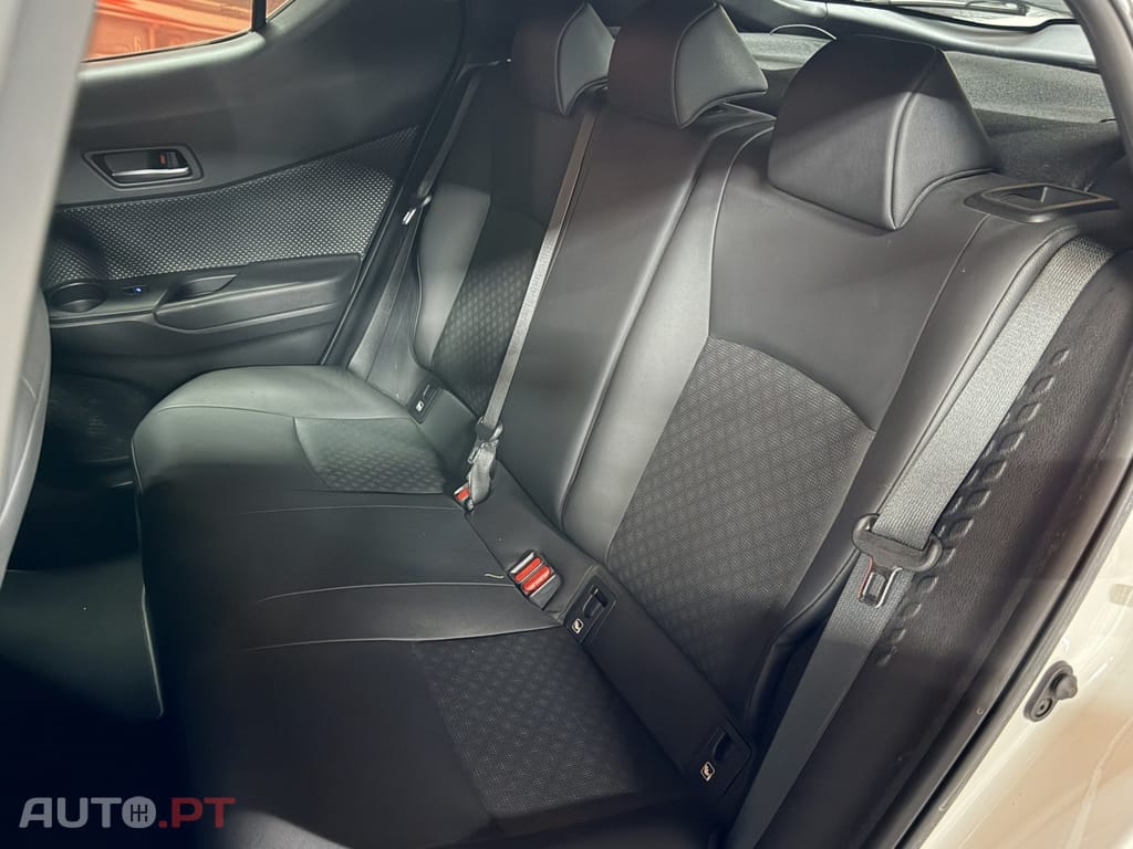 Toyota C-HR 1.8 HSD Exclusive+P.Luxury