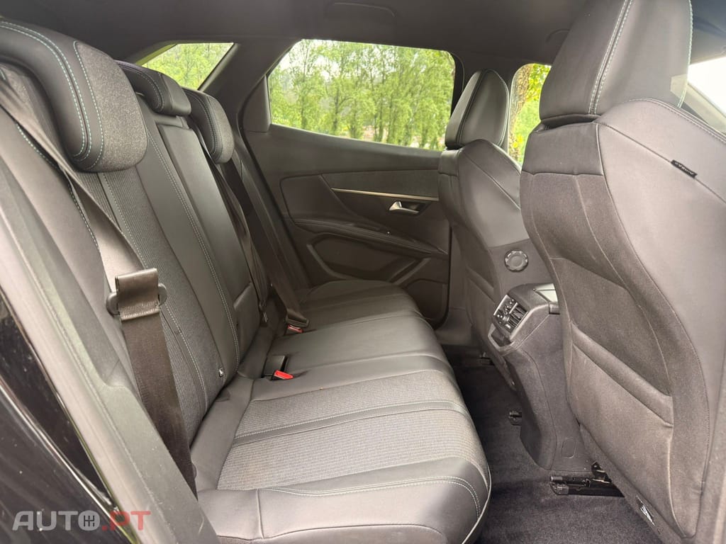 Peugeot 3008 1.2 PureTech Allure Pack EAT8