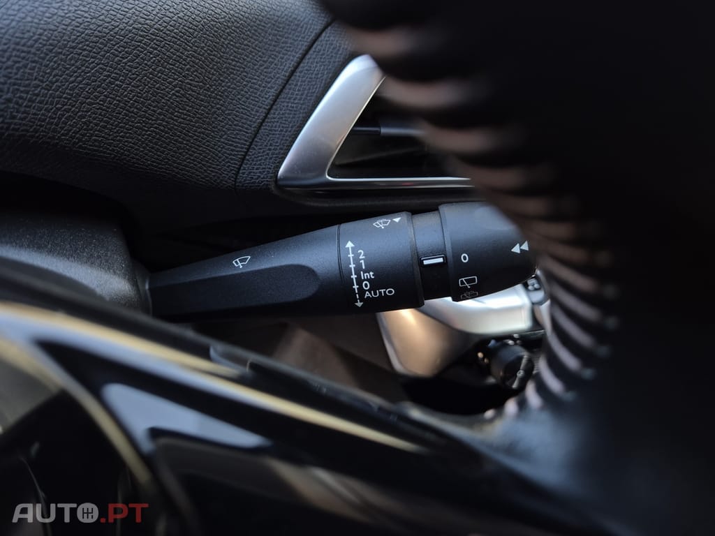 Peugeot 3008 1.5 BlueHDi Active Pack