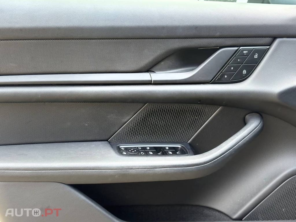 Porsche Taycan Performance Plus