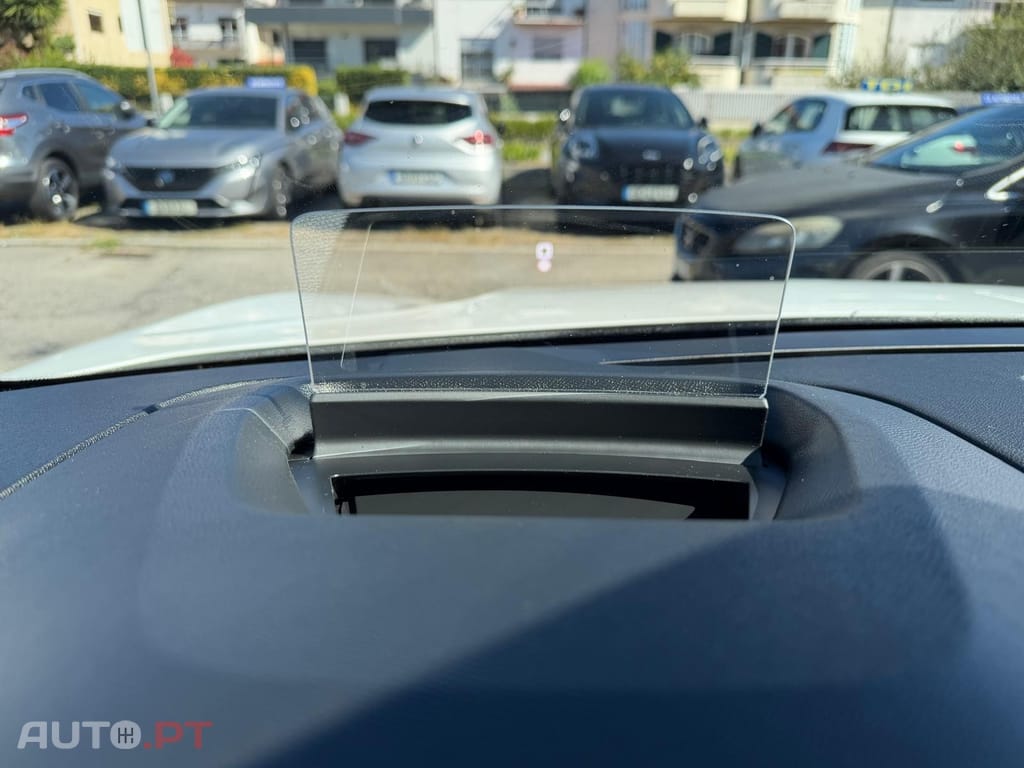 Citroen C4 1.5 BlueHDi Shine EAT8