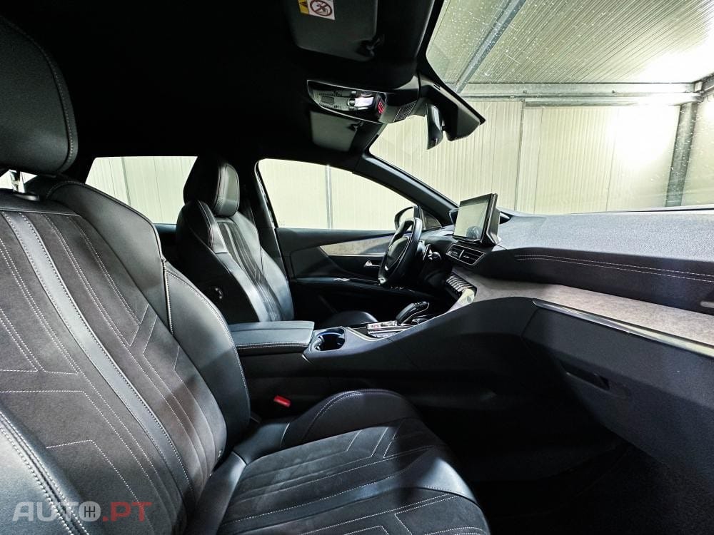 Peugeot 3008 1.6 Hybrid GT Pack e-EAT8