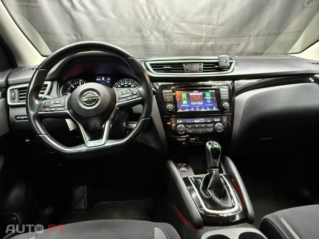 Nissan Qashqai 1.5 dCi N-Connecta J17 DCT