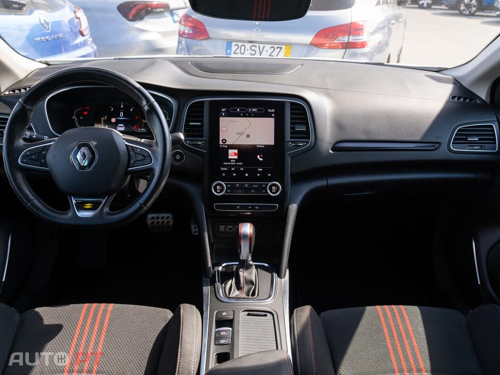 Renault Mégane Sport Tourer 1.5 Blue dCi R.S. Line EDC