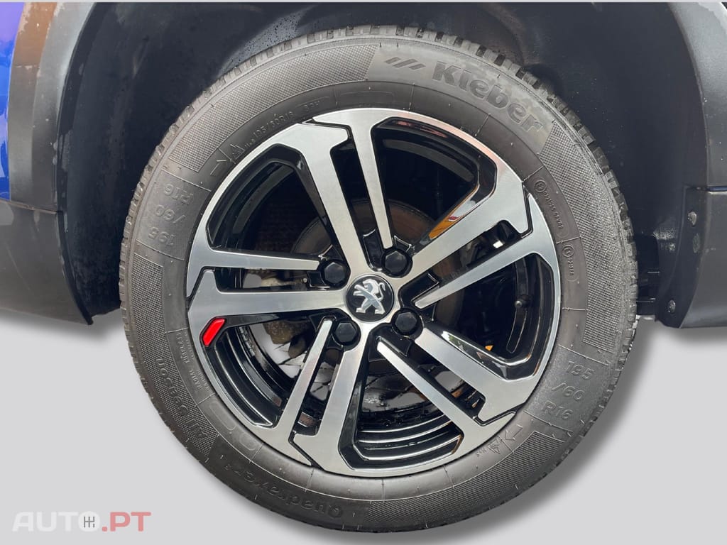 Peugeot 2008  1.2 PureTech Allure CROSSWAY