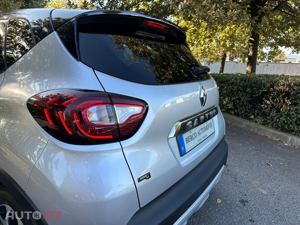 Renault Captur 1.2 TCe Initiale Paris