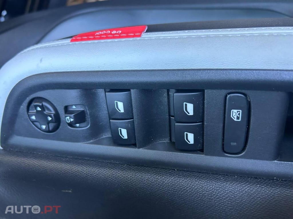 Citroen C3 Aircross 1.2 Hybrid Plus e-DSC6