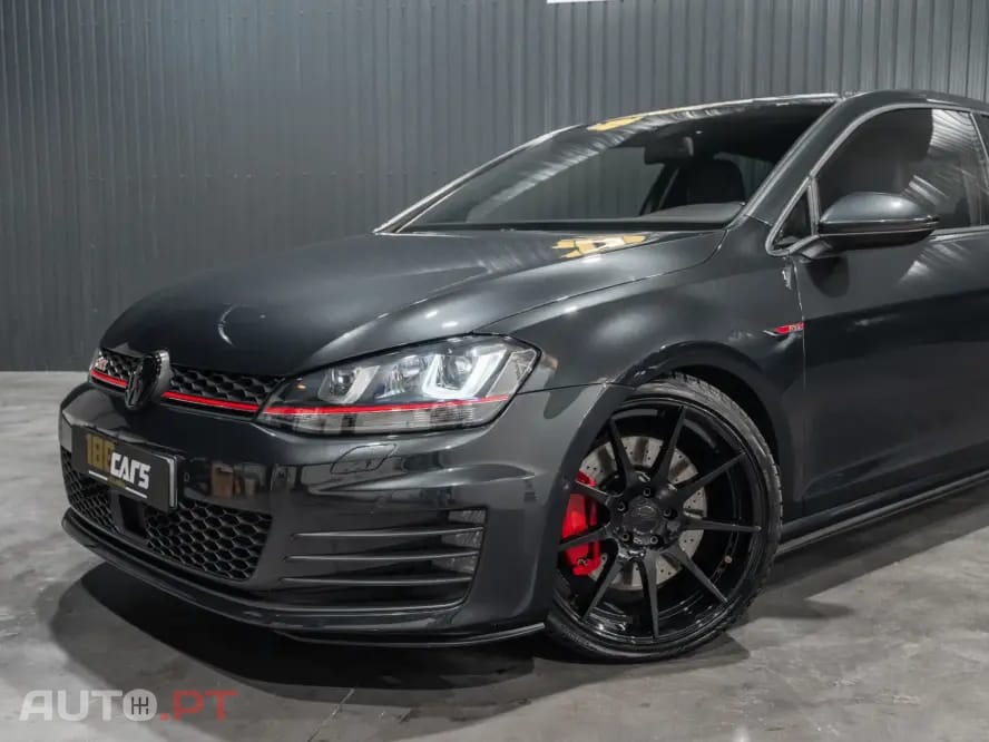 Volkswagen Golf 2.0 TSi GTi DSG Performance