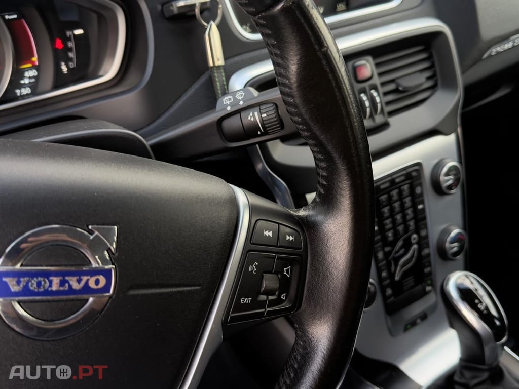 Volvo V40 Cross Country 2.0 D2 Summum Geartronic