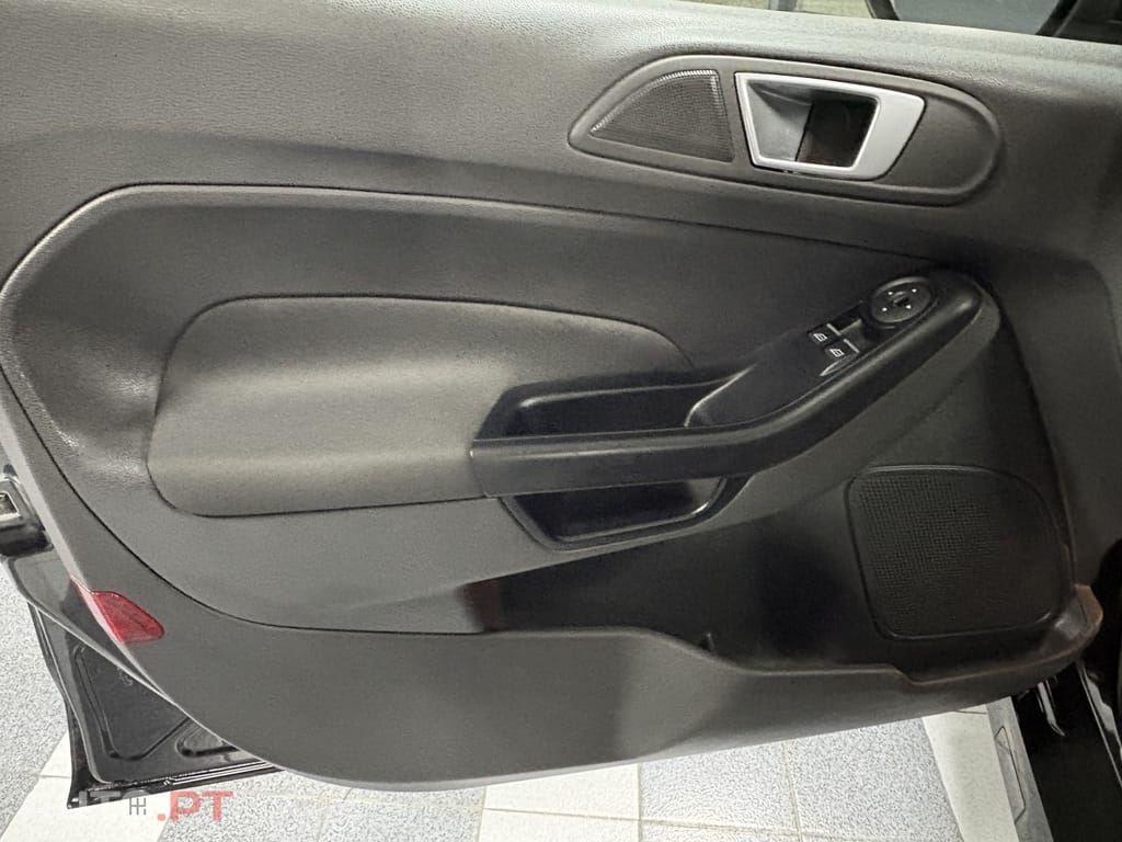 Ford Fiesta 1.5 TDCi TITANIUM