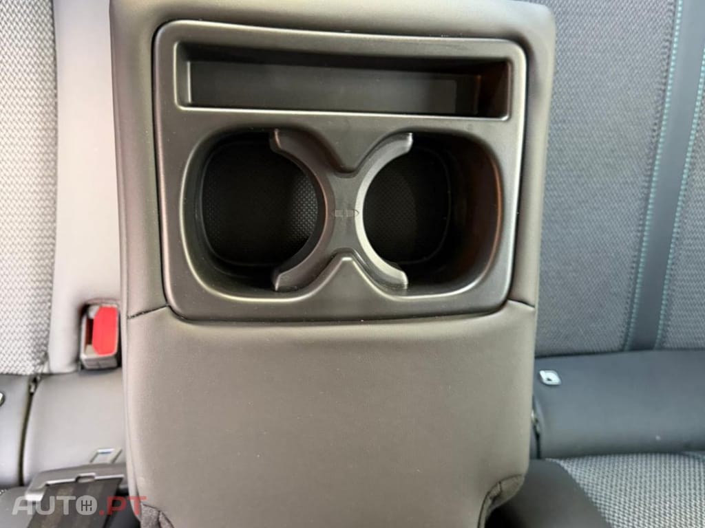 Peugeot 408 MHEV Allure