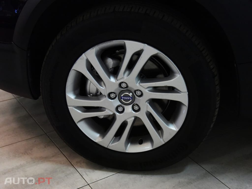 Volvo XC70 2.0 D4 Momentum Geartronic