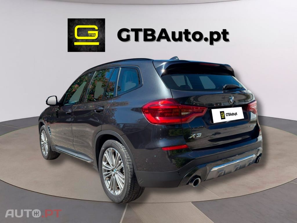 BMW X3 I.V.A DEDUTIVEL xDrive30e Luxury  