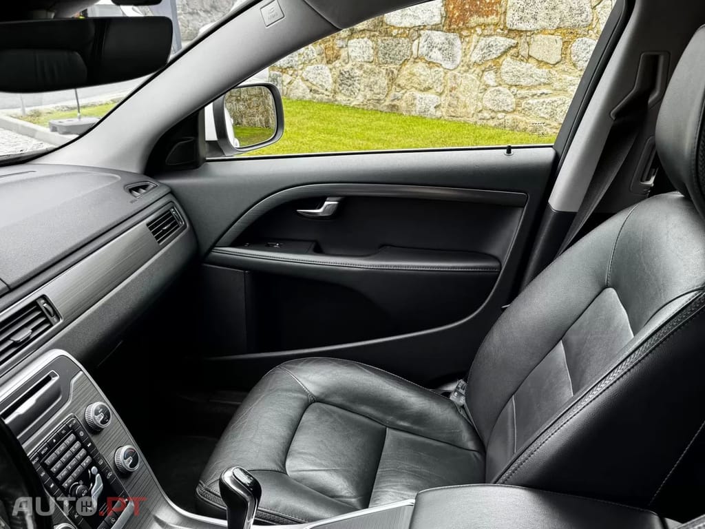 Volvo XC70 2.0 D4 Momentum