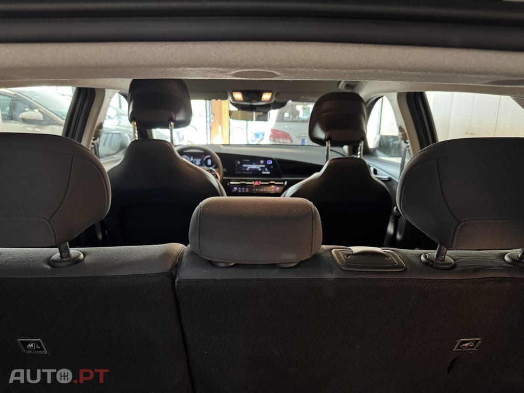 Kia Niro 64kWh Drive