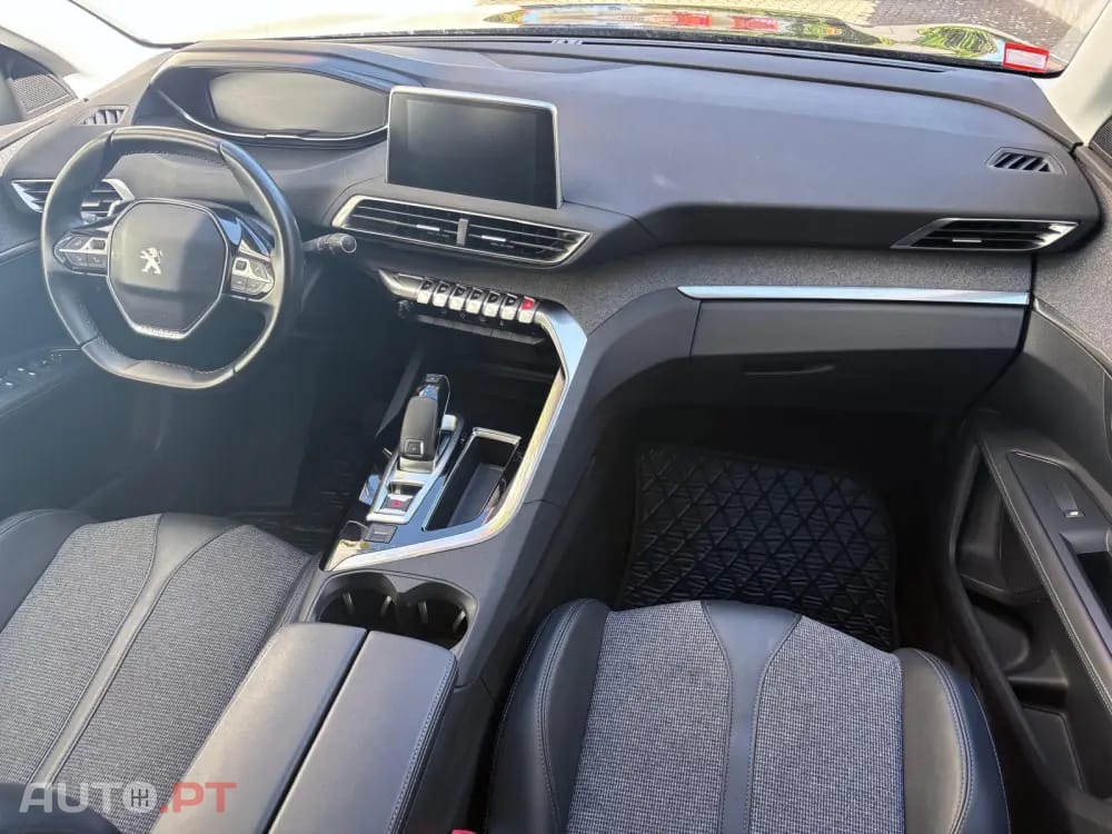 Peugeot 3008 1.2 PureTech Allure EAT8