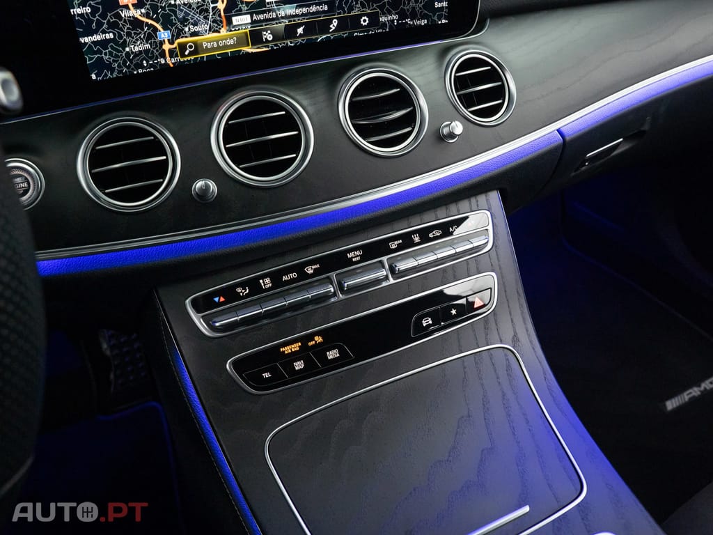 Mercedes-Benz E 300 de AMG Line