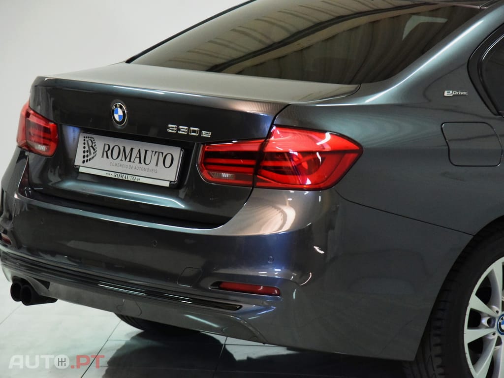 BMW 330 e iPerfomance Line Sport