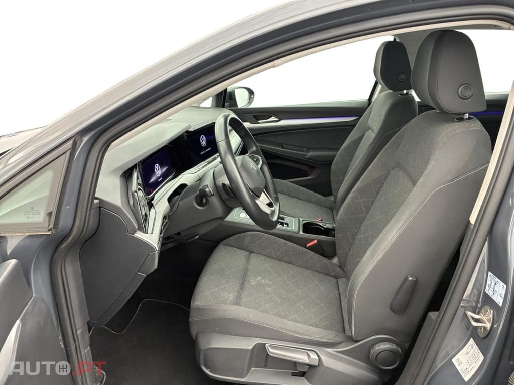 Volkswagen Golf 1.0 e-TSI OPF Life Business DSG7