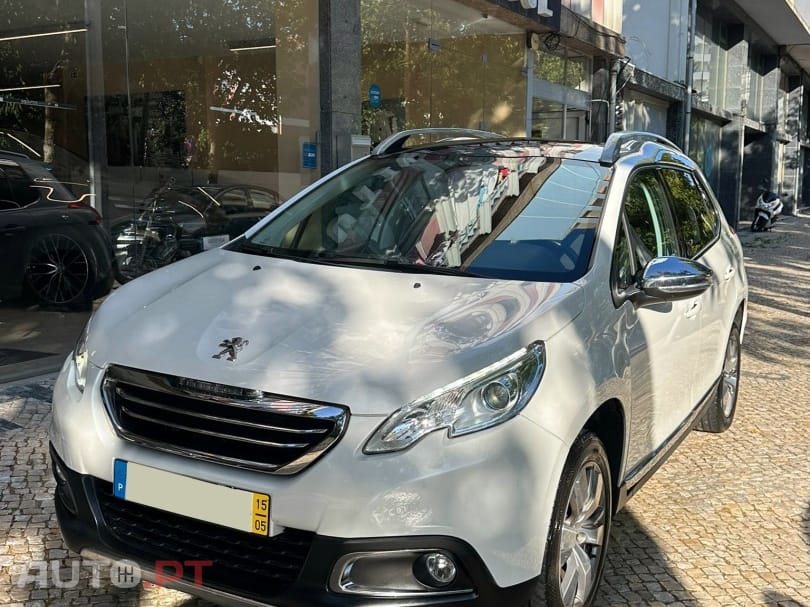 Peugeot 2008 1.2 PureTech Allure