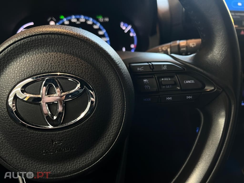 Toyota Yaris Cross 1.5 HYBRID 