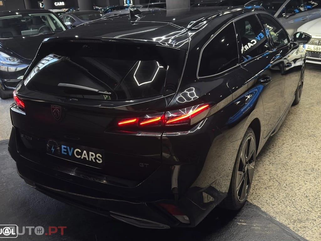 Peugeot E-308 54 kWh GT