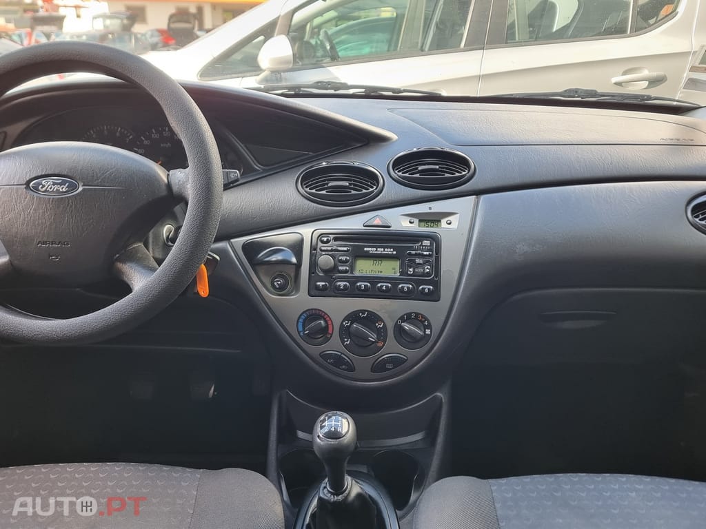 Ford Focus 1.4 X-Trend