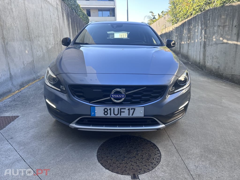 Volvo V60 2.0 D3 Pro Geartronic — fotografia 5