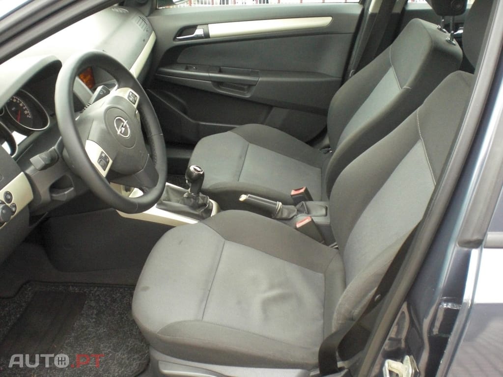Opel Astra Caravan 1.3 CDTi Edition