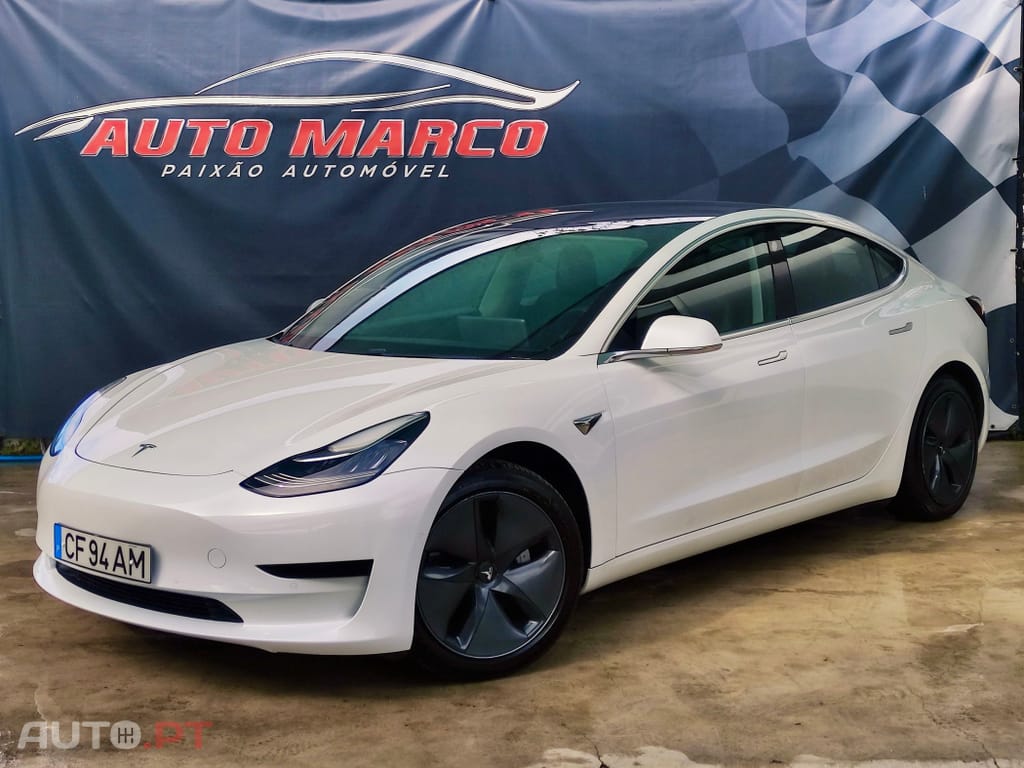 Tesla Model 3 Standard Range Plus RWD