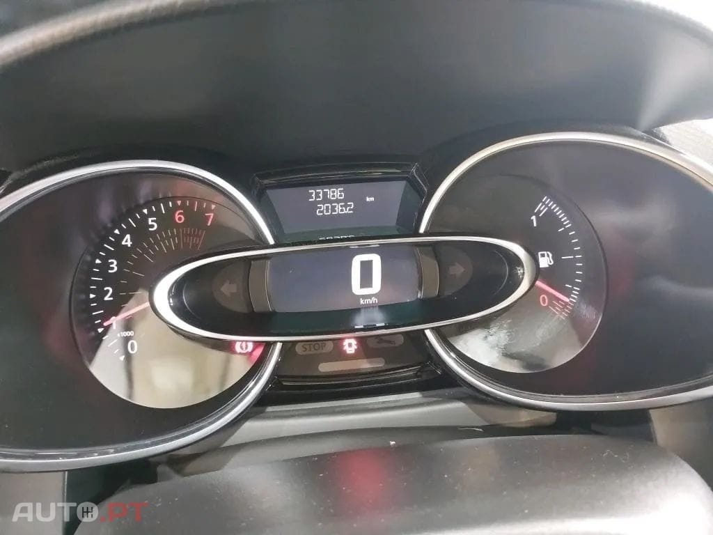 Renault Clio Sport Tourer 0.9 TCe Limited