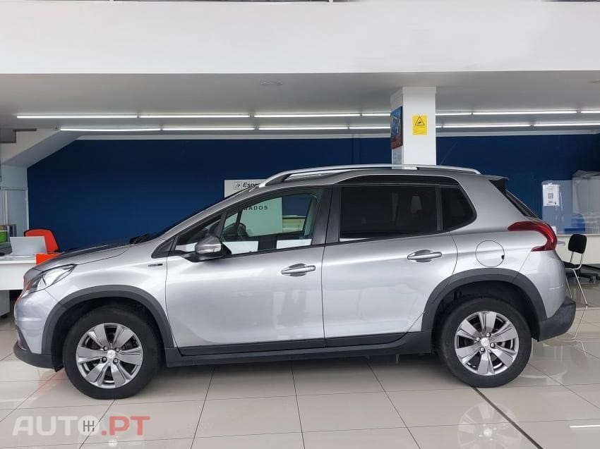 Peugeot 2008 1.5 BlueHDi Signature