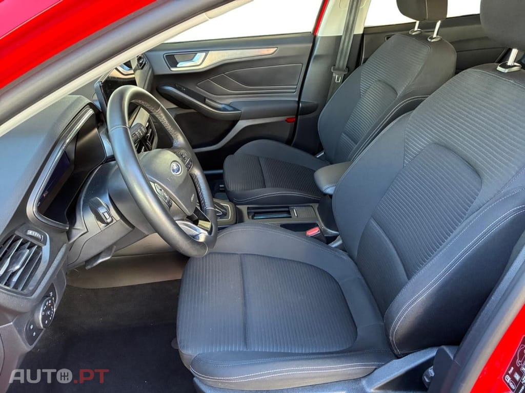 Ford Focus SW 1.0 Flexifuel mHEV Powershift Titanium X Business