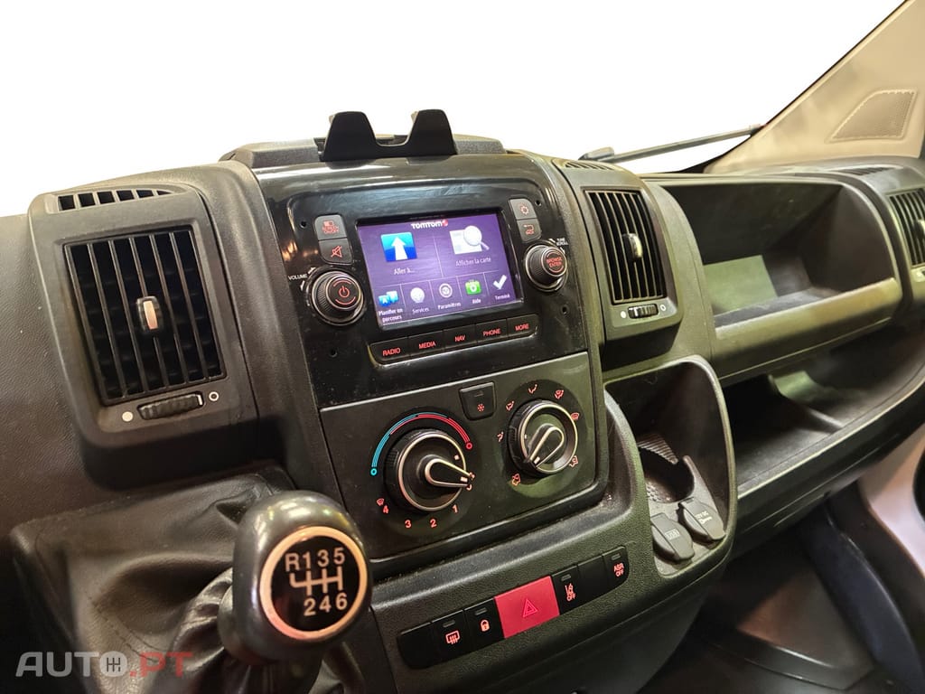 Peugeot Boxer 2.2 BlueHDi 335 L3H2