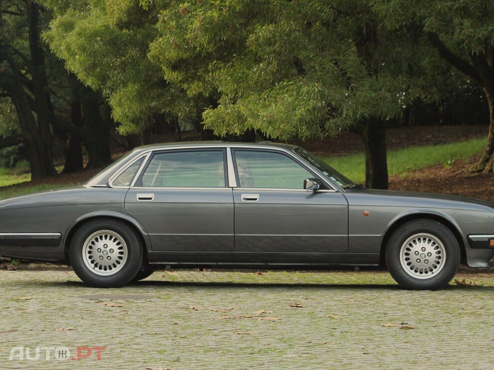 Jaguar XJ40 3.2 Sovereign