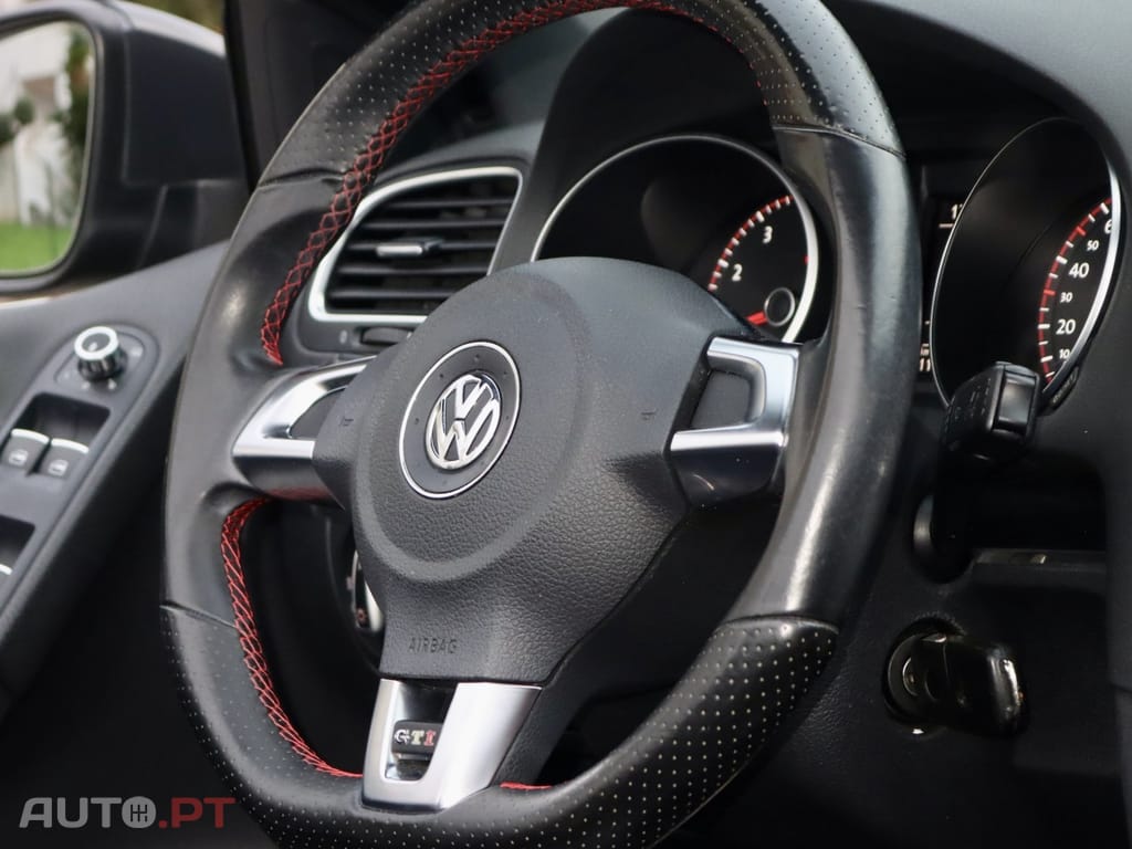 Volkswagen Golf Cabriolet 2.0 TSI GTI